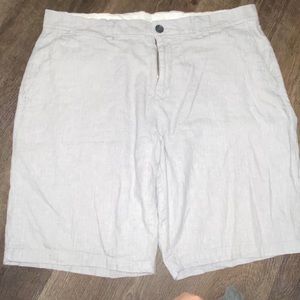 Old navy linen shorts size 36 mens